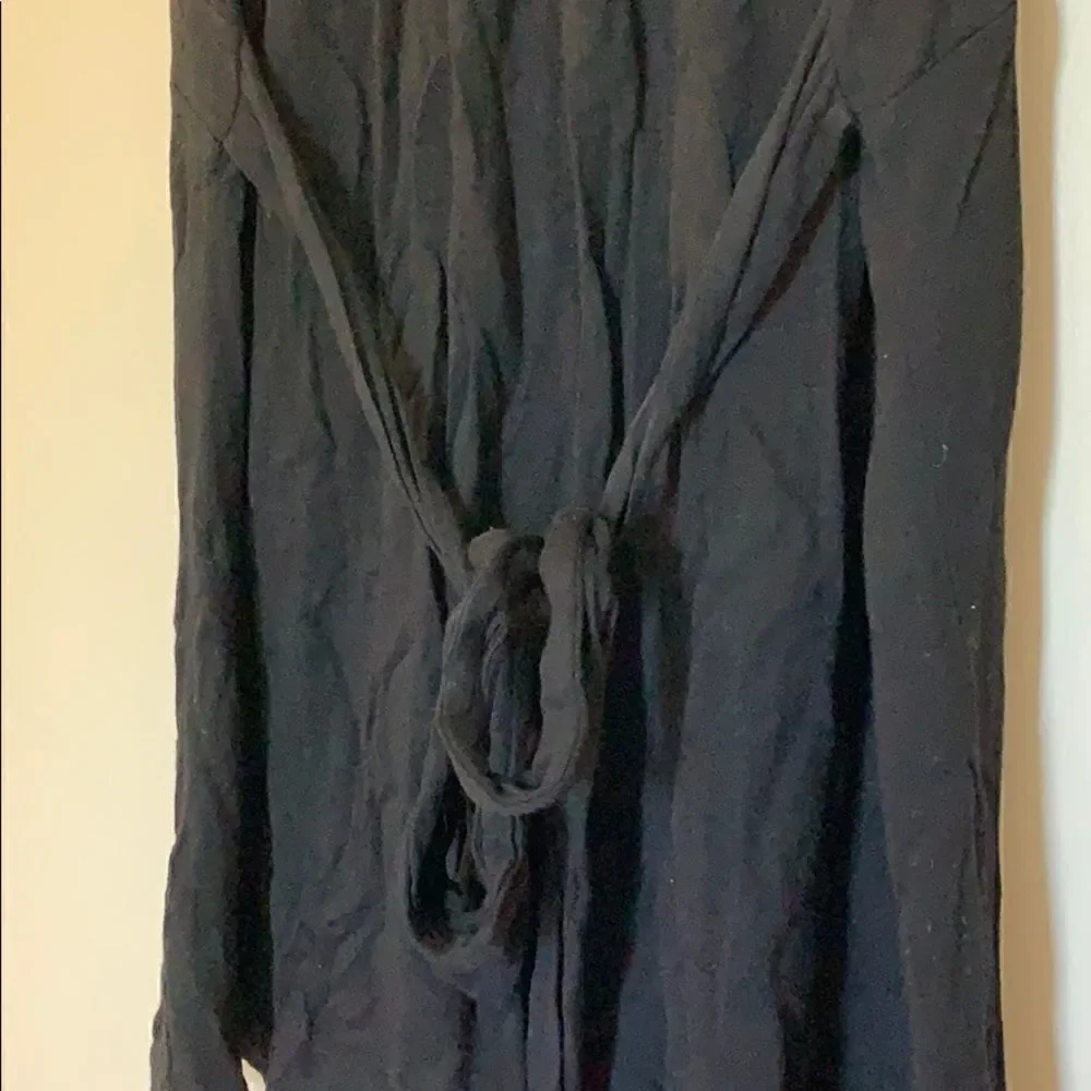 Forever 21 Open Back Crocheted Top - Picture 4 of 5